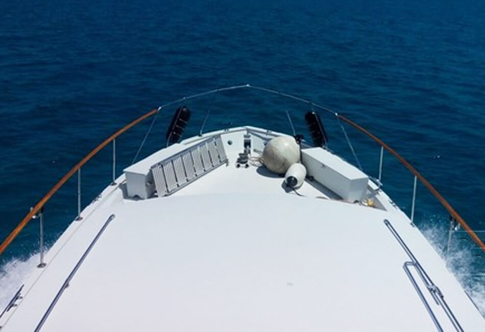 Yacht à moteur Chris Craft de 65 pieds 