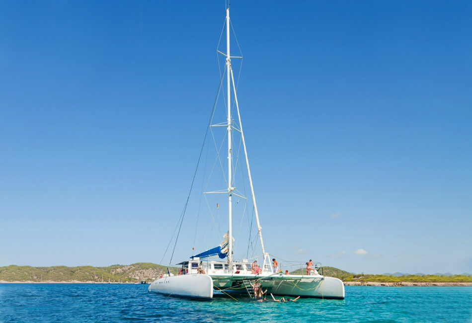 74.8 Ft Luxury Sailing Catamaran 