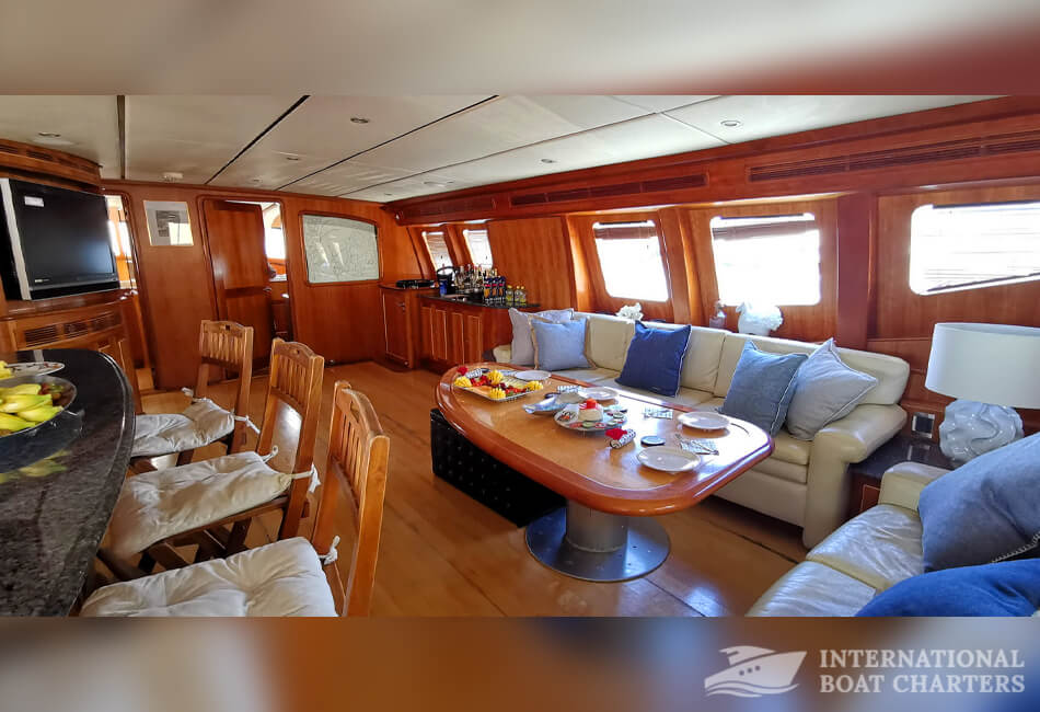 74 Ft Luxury Power Catamaran 