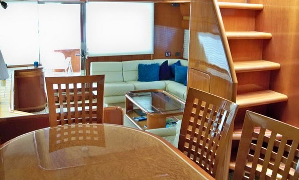 80 fot Ferreti Power Yacht 