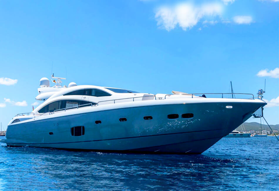86.11 Ft Sunseeker Predator 84 Luxury Yacht 