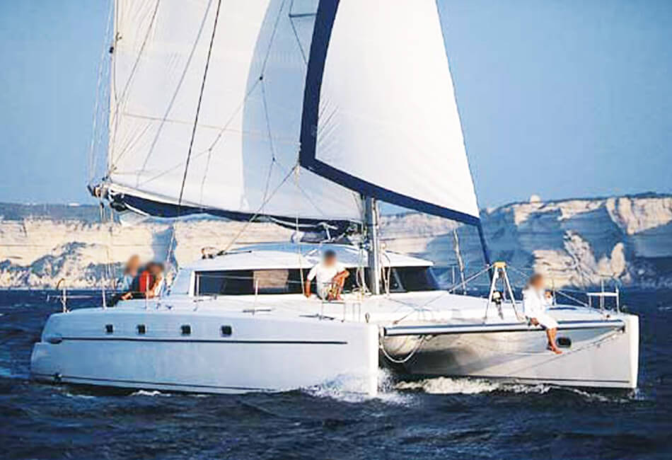 42.7 ft Belize 43 Luxurious Catamaran 