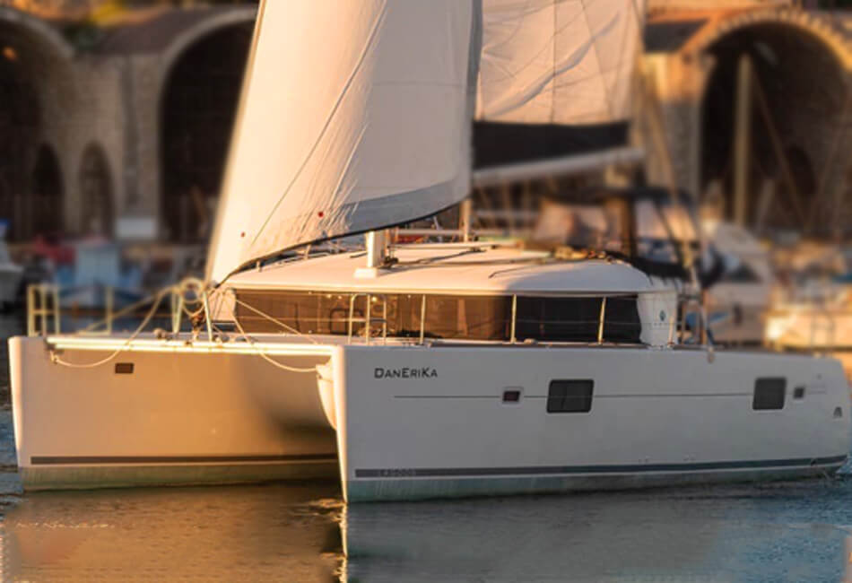 39.4 Ft Lagoon 400 Catamarano a vela (con skipper)
